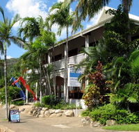 The Sovereign Resort Hotel - E Caravan Parks