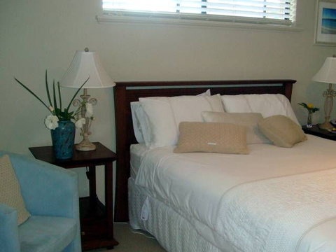 Trigg Retreat Bed And Breakfast - E Caravan Parks 0