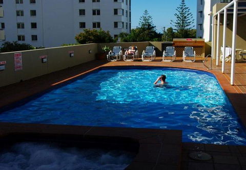 Victoria Square Apartments - E Caravan Parks 3