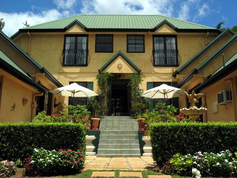 Villa Della Rosa Bed And Breakfast - E Caravan Parks 0