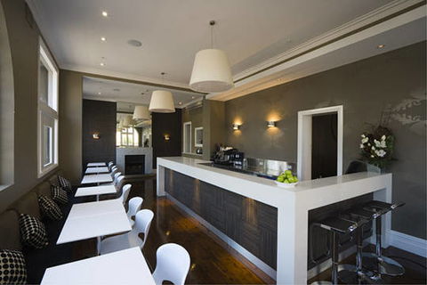 Vulcan Hotel - E Caravan Parks 6