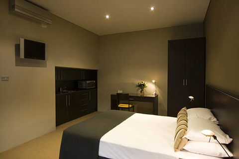 Vulcan Hotel - E Caravan Parks 9