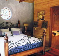 Whispering Spirit Holiday Cottages and Miniature Pony Stud - E Caravan Parks