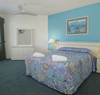 White Crest Luxury Apartments - E Caravan Parks