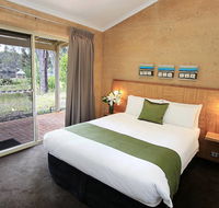Eight Willows Retreat - E Caravan Parks