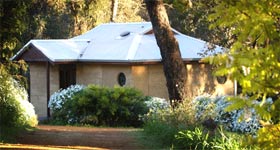 Balingup Jalbrook Cottages - E Caravan Parks 0