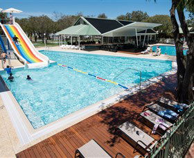 Mandalay Holiday Resort And Tourist Park - E Caravan Parks 0
