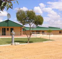 Tressies Museum and Caravan Park - E Caravan Parks