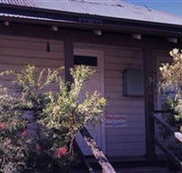 Bottlebrush Backpackers - E Caravan Parks