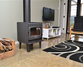 Goosewing Cottage - E Caravan Parks 2