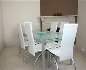 Primrose Cottage - E Caravan Parks 3