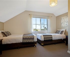 The Beach Retreat Eden - E Caravan Parks 1