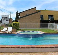 Sun Plaza Motel Mackay - E Caravan Parks