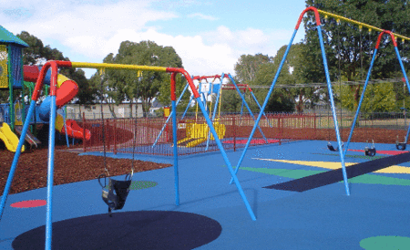 St Lucia Playground - E Caravan Parks