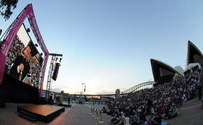 Sydney Opera House - E Caravan Parks 2