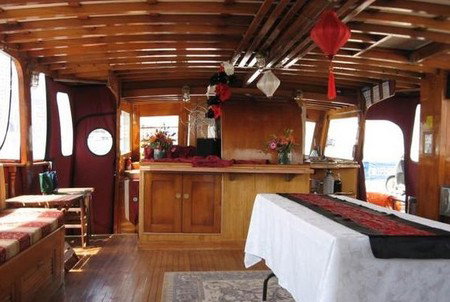 Oriental Queen Cruises - E Caravan Parks 1