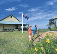 Lighthouse Keeper's Cottage Museum - E Caravan Parks
