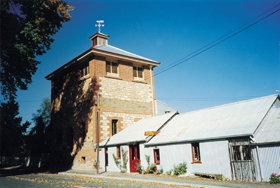 The Oakbank Weaver - E Caravan Parks 0