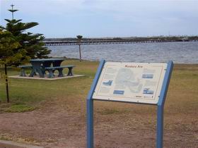 Port Broughton Historic Walking Trail - E Caravan Parks 0