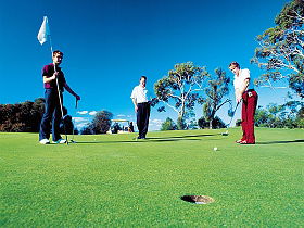 Richmond Golf Club - E Caravan Parks 0