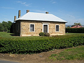 Oatlands Court House - E Caravan Parks 0