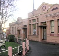 Court House Museum - E Caravan Parks