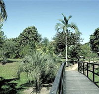 Ingham Memorial Gardens - E Caravan Parks