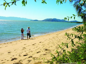 Beach Holm QLD E Caravan Parks