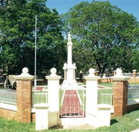 Boonah War Memorial and Memorial Park - E Caravan Parks