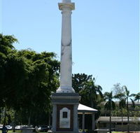 World War I Memorial Cenotaph and Jubilee Park - E Caravan Parks