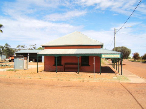 Leahy Historical House - E Caravan Parks 5