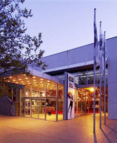 Geelong Performing Arts Centre - E Caravan Parks 0