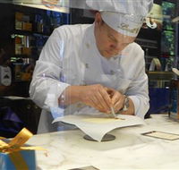 Lindt Maitre Chocolatier - E Caravan Parks