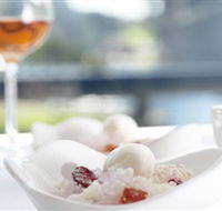 Quay Restaurant - E Caravan Parks