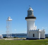 Point Perpendicular Lighthouse and Lookout - E Caravan Parks