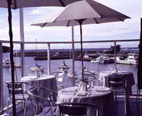 Harbourside Restaurant - E Caravan Parks 0