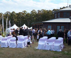 Roses Vineyard At Innes View - E Caravan Parks 1