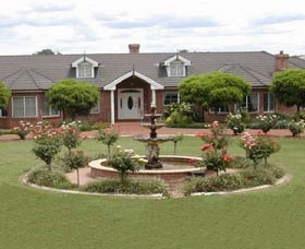 Cowra NSW E Caravan Parks