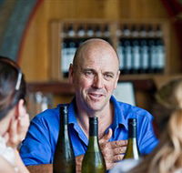 Lowe Wines - E Caravan Parks