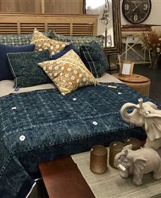Van Loon's Nursery - E Caravan Parks 5