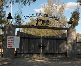 Inverell Pioneer Village - E Caravan Parks 0