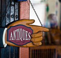 Bowning Antique Centre - E Caravan Parks