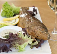 Arc-en-Ciel Trout Farm - E Caravan Parks