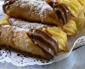 Market In The Mountains - E Caravan Parks 0