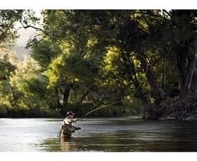 Fly Fishing Tumut - E Caravan Parks 1