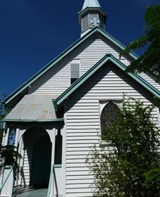 Saint Peter's Anglican Church - E Caravan Parks 0