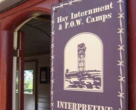DUNERA  MUSEUM - Hay Internment And Prisoner Of War Camps Interpretive Centre - E Caravan Parks 1