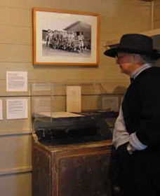 DUNERA  MUSEUM - Hay Internment And Prisoner Of War Camps Interpretive Centre - E Caravan Parks 5