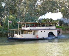 Paddlesteamer Canberra - E Caravan Parks 0