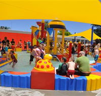Holland Park Swimming Pool - E Caravan Parks